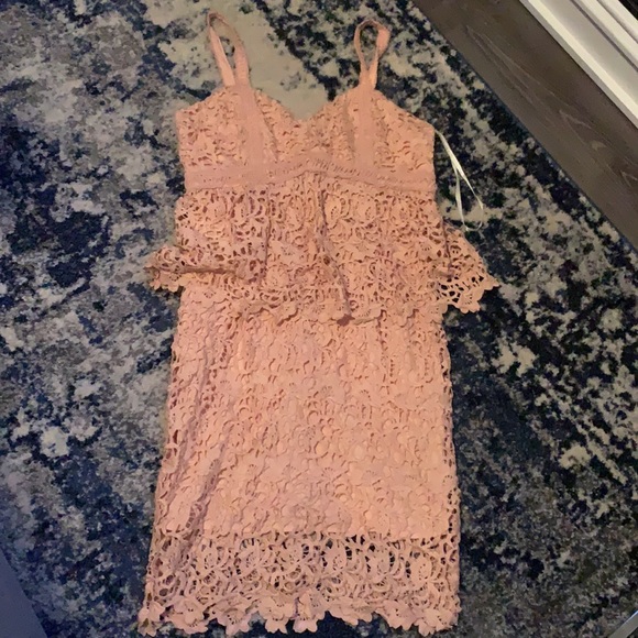 Revolve J.O.A blush lace dress NWT - Picture 2 of 3
